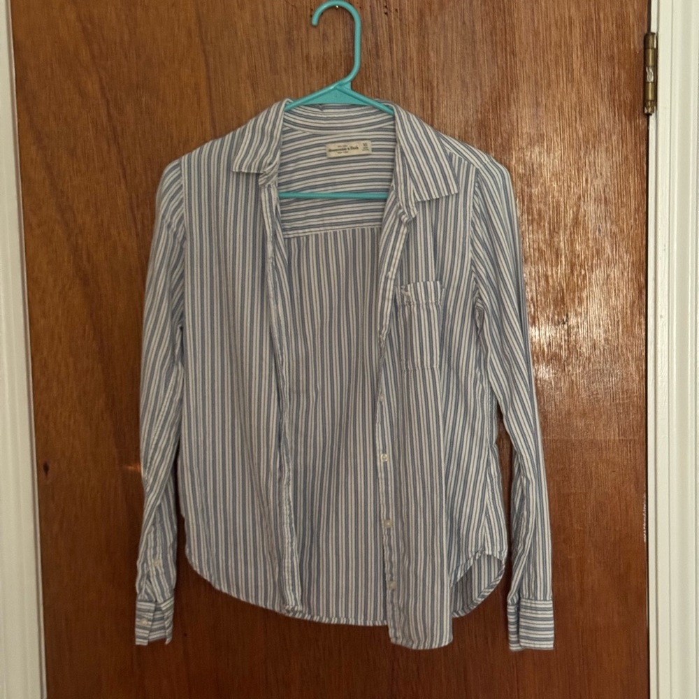 Abercrombie & Fitch Striped Button Down Shirt